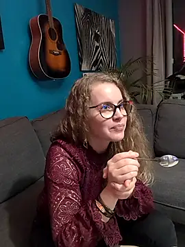 Miss luxiole online show from 14, 9, 2025