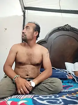 Goloso2423 online show from 3, 12, 2025