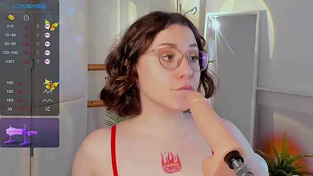 Eva Moss  online show from 10, 1, 2025