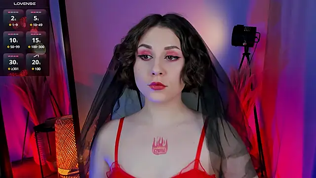 Eva Moss  online show from 22, 1, 2025