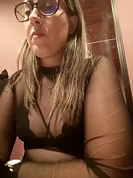 CHARLOTTE 1711 online show from 10, 4, 2026