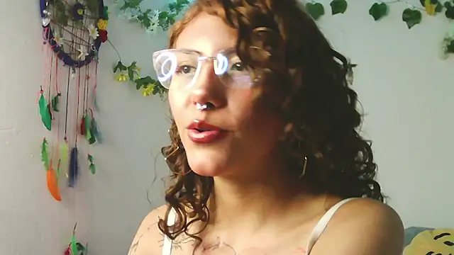 zoe ch  online show from 16, 9, 2025