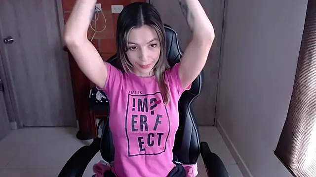 Princezzlove3 online show from 30, 1, 2025