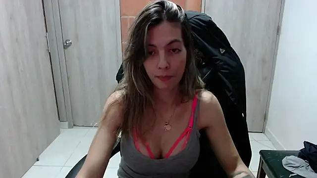 Princezzlove3 online show from 8, 3, 2025