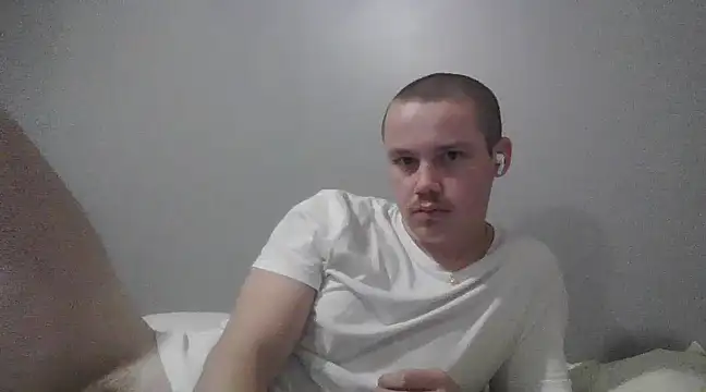 Snapshot of purplhouse chatting on 11, 1, 2025 purplhouse online show from 11, 1, 2025