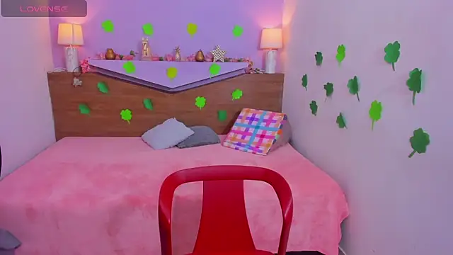 ScarletEmber3 online show from 17, 3, 2025