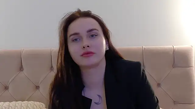 Lilliana Moon online show from 25, 1, 2025