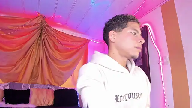 Ethan Boyy online show from 7, 10, 2025