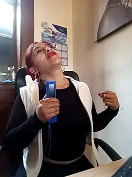 AnonymousGirl online show from 12, 3, 2025