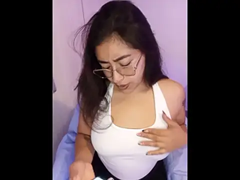 AnonymousGirl online show from 23, 7, 2026
