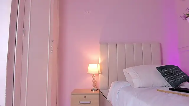 Snapshot of _isabela_x chatting on 14, 1, 2025 isabela x online show from 14, 1, 2025