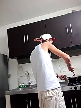 Latinos 2001 online show from 25, 1, 2025