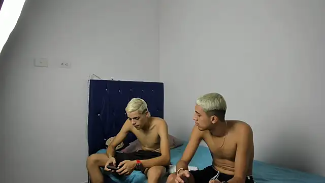 Latinos 2001 online show from 20, 3, 2025