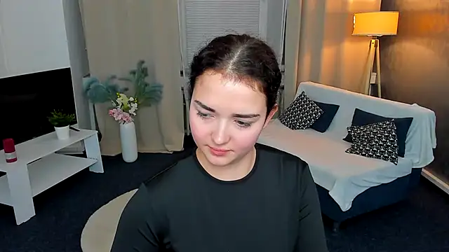 Snapshot of AmeliaLoveee chatting on 19, 1, 2025 AmeliaLoveee online show from 19, 1, 2025