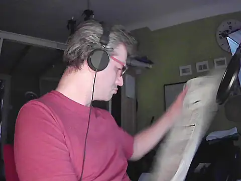 Snapshot of stary-w-kalesonach chatting on 10, 9, 2025 stary-w-kalesonach online show from 10, 9, 2025