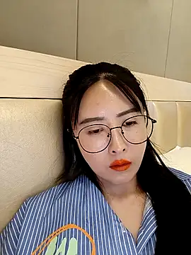 lilandi0521 online show from 21, 3, 2025