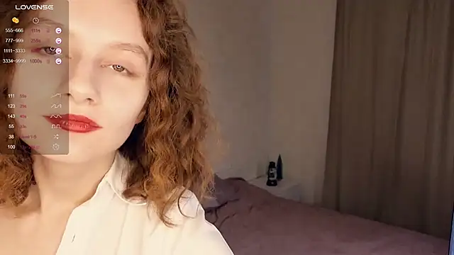 Leya Curly online show from 2, 2, 2025