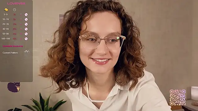 Leya Curly online show from 23, 9, 2025