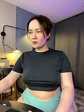 Kiss My Body online show from 30, 9, 2025