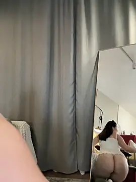 Kiss My Body online show from 18, 4, 2026