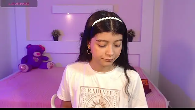 IslaBlaze online show from 1, 3, 2025