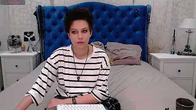 via mayer  online show from 22, 5, 2026