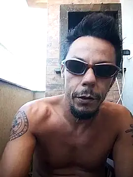 Santanacumxplod online show from 23, 4, 2026