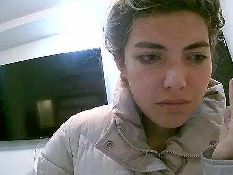 VittoriaTaylor online show from 17, 4, 2026