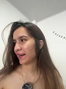 Bella still online show from 15, 5, 2026