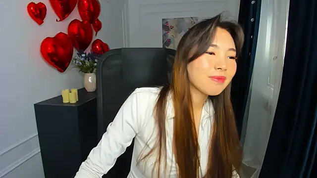 AnnaReyla online show from 9, 2, 2026