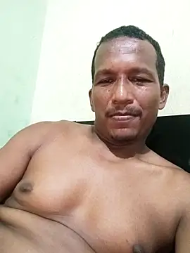 Snapshot of Nego8659 chatting on 12, 4, 2026 Nego8659 online show from 12, 4, 2026