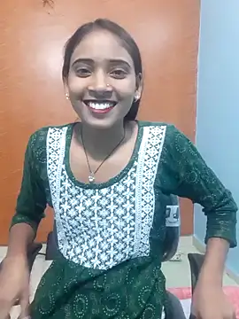 Snapshot of Divya-2007 chatting on 12, 2, 2025 Divya-2007 online show from 12, 2, 2025