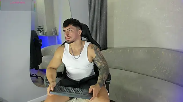 Brad Summer online show from 4, 7, 2026