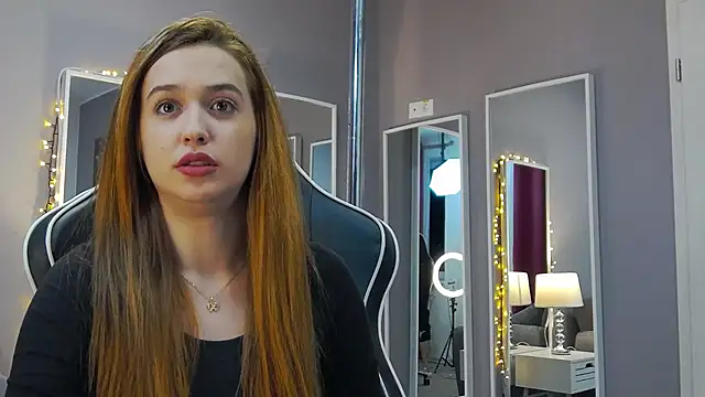 Eva Lovvia  online show from 21, 1, 2025