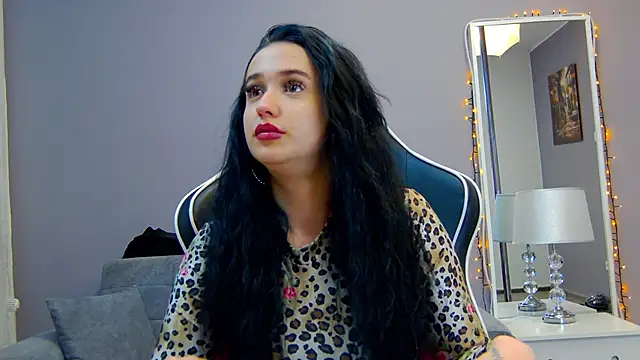 Eva Lovvia  online show from 27, 2, 2025