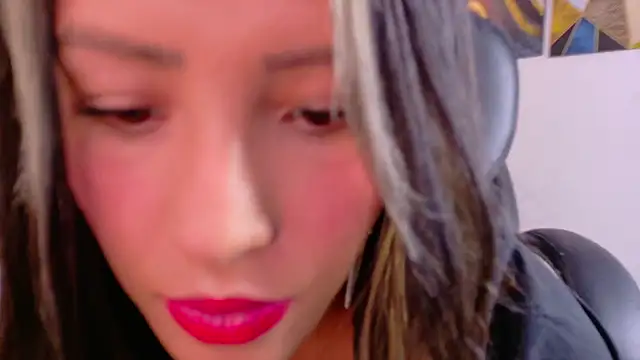 ArianaGolden online show from 28, 2, 2026