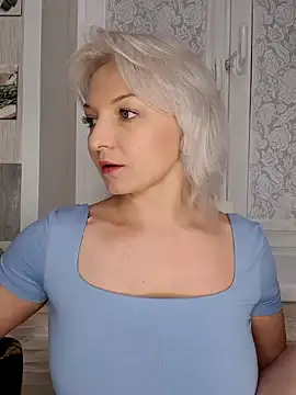 Snapshot of Anesteishen chatting on 3, 3, 2025 Anesteishen online show from 3, 3, 2025