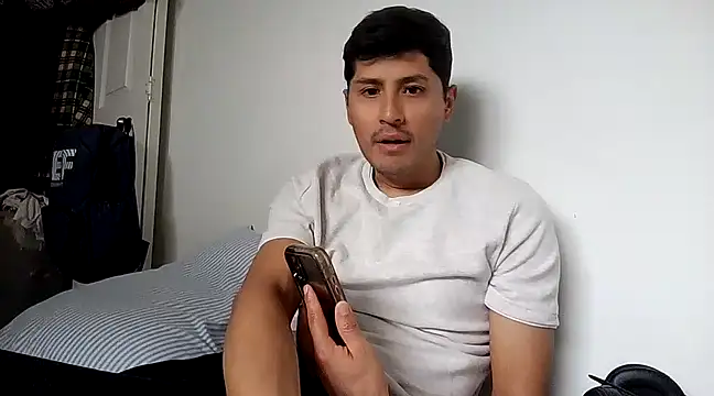 PerroDemonioHot online show from 13, 3, 2025