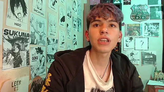 Snapshot of Mickey_Magic chatting on 1, 3, 2025 Mickey Magic online show from 1, 3, 2025