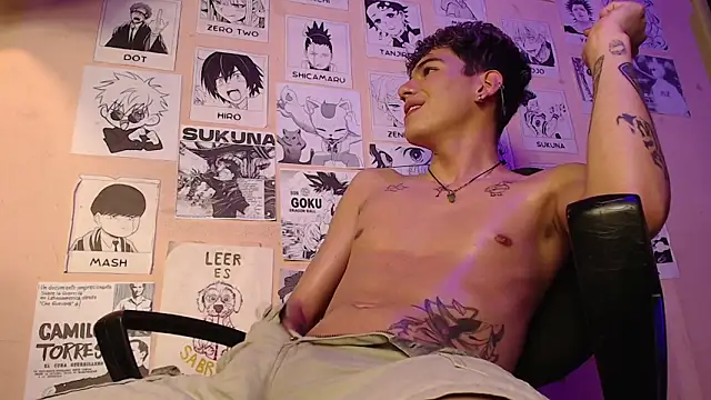 Snapshot of Mickey_Magic chatting on 2, 3, 2025 Mickey Magic online show from 2, 3, 2025