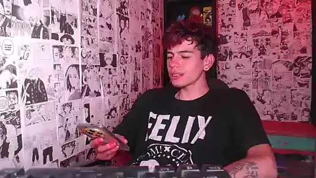 Snapshot of Mickey_Magic chatting on 6, 10, 2025 Mickey Magic online show from 6, 10, 2025