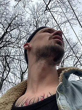 AssHunter4k online show from 5, 3, 2025