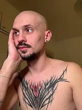 AssHunter4k online show from 5, 3, 2025