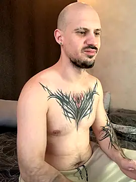 AssHunter4k online show from 29, 11, 2025