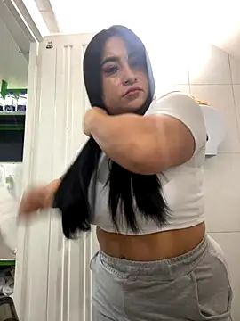 Miia Jazmin online show from 28, 9, 2025