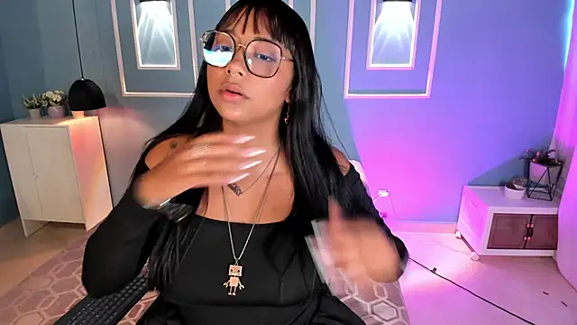 Snapshot of isabella_zc chatting on 3, 6, 2026 isabella zc online show from 3, 6, 2026