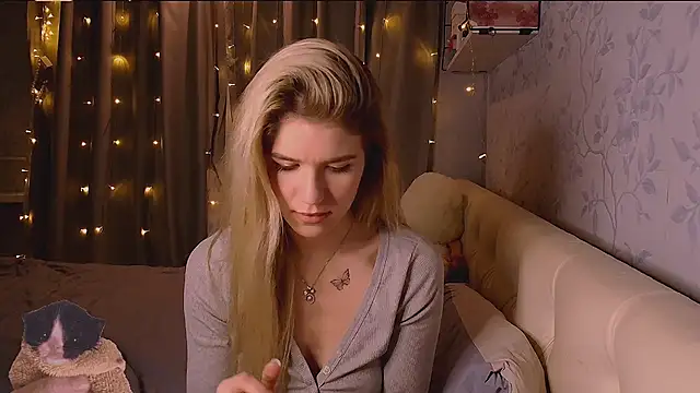 Snapshot of Melissa_smith_ chatting on 17, 11, 2025 Melissa smith online show from 17, 11, 2025