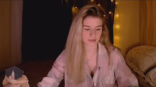 Snapshot of Melissa_smith_ chatting on 15, 12, 2025 Melissa smith online show from 15, 12, 2025