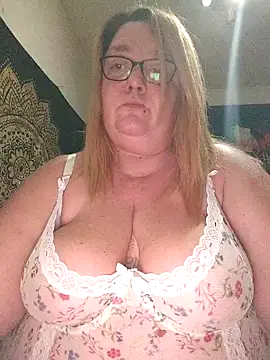 diosacurvy1984 online show from 5, 2, 2026