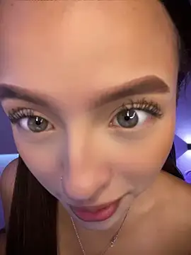 Sofia18 pinkk online show from 7, 4, 2026